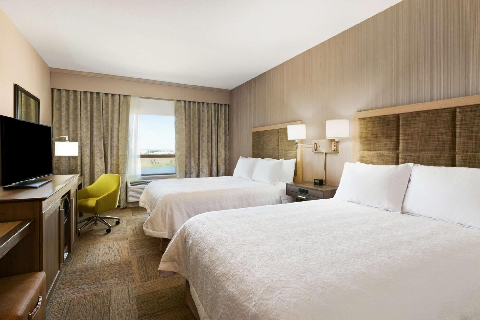 Hampton Inn By Hilton Edmonton/Шервуд-Парк Экстерьер фото