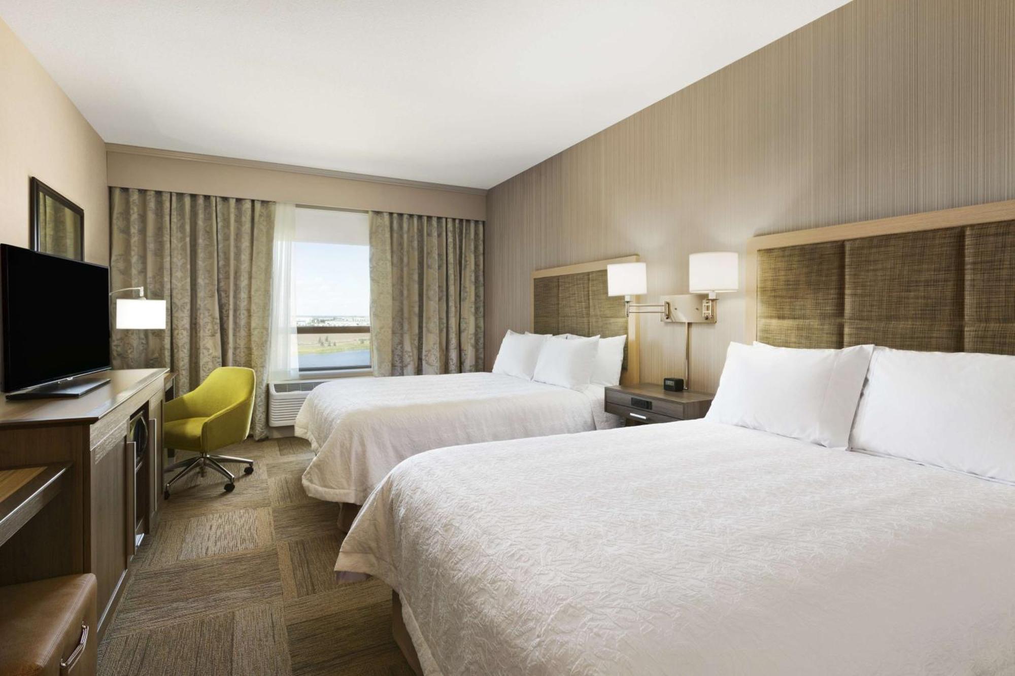 Hampton Inn By Hilton Edmonton/Шервуд-Парк Экстерьер фото